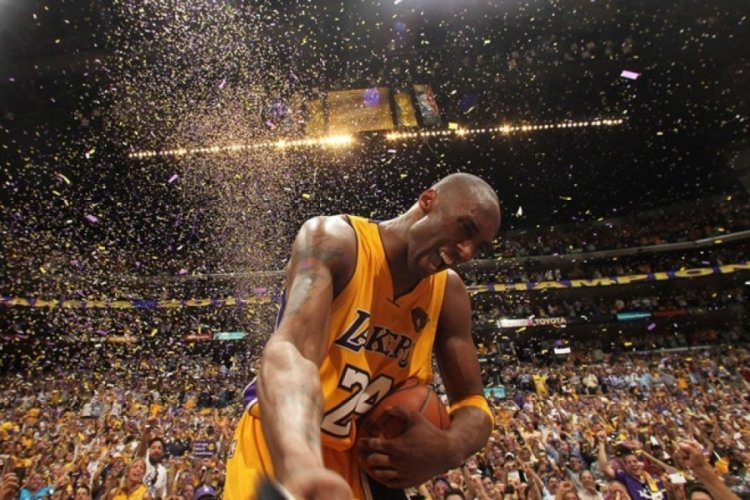 Lakers 10 milyar dolara satıldı