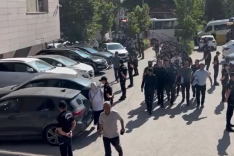 Yüz milyonlarca dolarlık şebekeye operasyon!