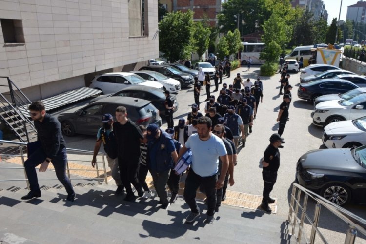 3 ilde yüksek kar vaadiyle dolandırıcılık operasyonu