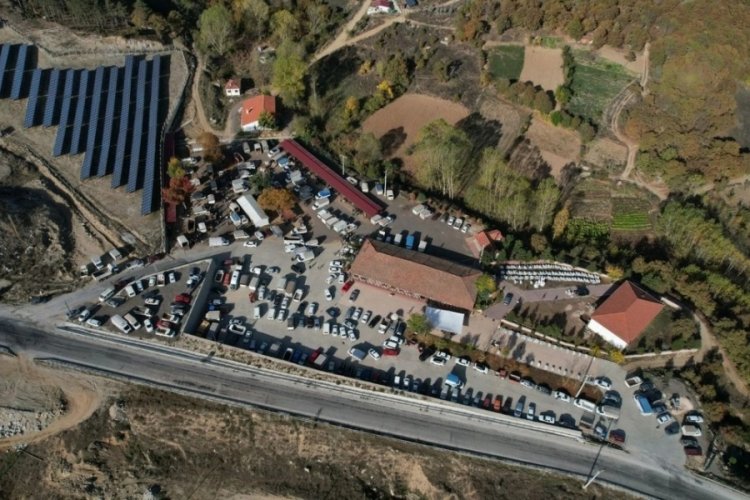 Şehir dışından bile gelen vardı! Bursa'nın tarihi pazarında şap alarmı...