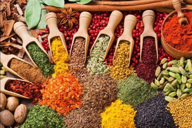 Hemen hemen herkesin evinde var! Ünlü baharat markasında...