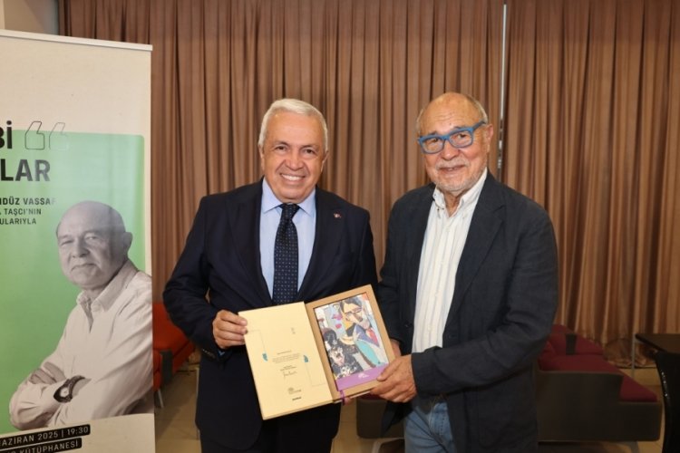 Usta yazar Gündüz Vassaf okurlarıyla buluştu