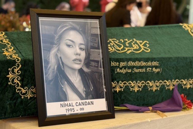 Sosyal fenomeni Nihal Candan son yolculuğuna uğurlandı