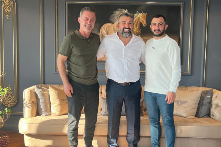 Bursaspor'un eski teknik direktörü yeniden Çorum FK'da!