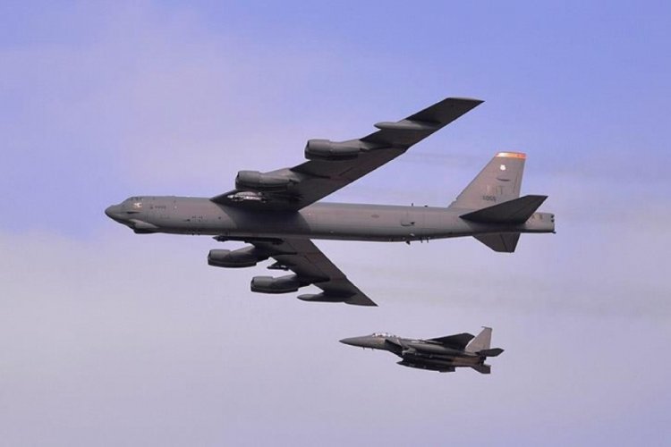 ABD'nin bombardıman uçakları havalandı!