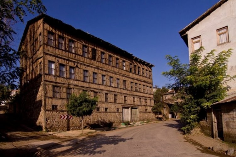 Bursa'nın 150 yıllık dev binası çökme tehlikesiyle karşı karşıya! Eşi benzeri yok...