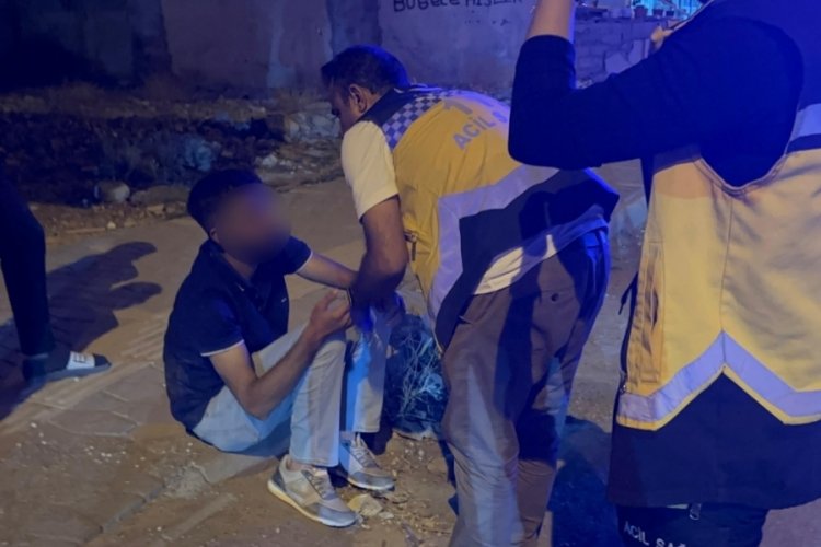 Madde bağımlısı genç, mahalle sakinlerini tedirgin etti