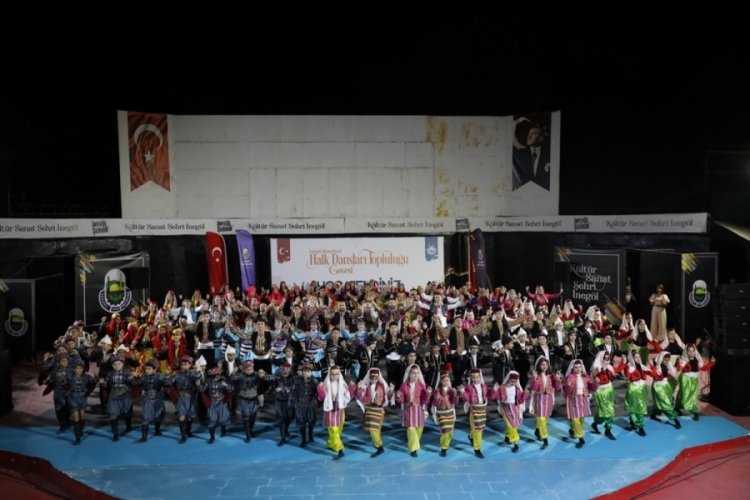 Bursa İnegöl'de halk dansları gecesi ile yaz etkinlikleri başladı
