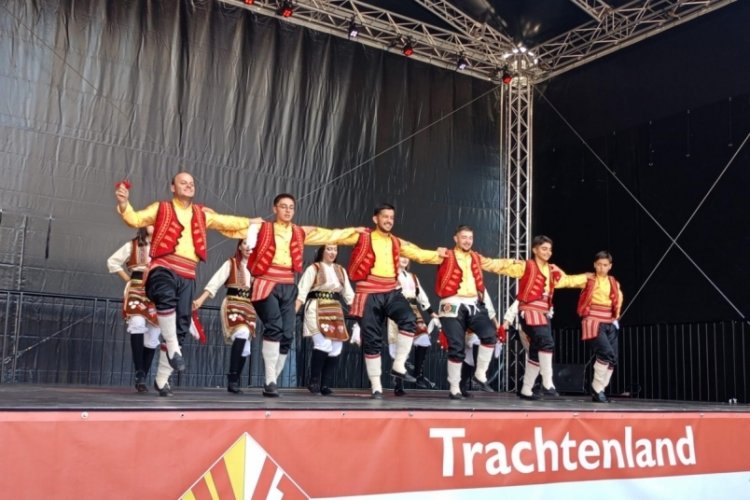 Almanya'daki Hessentag 2025 Festivali'nde Osmangazi rüzgarı