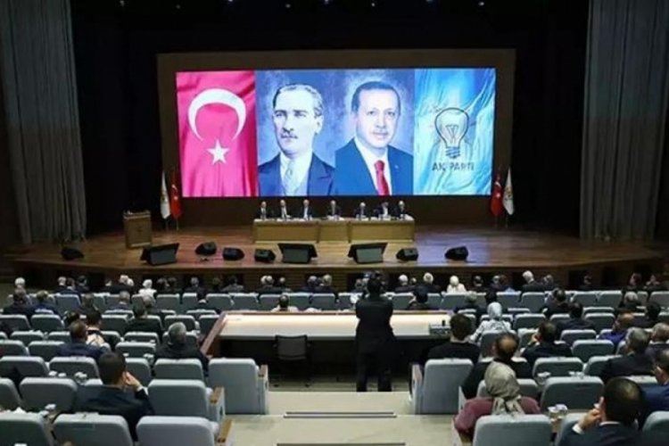 Cumhurbaşkanı Erdoğan başkanlığındaki AK Parti MKYK Toplantısı sona erdi 