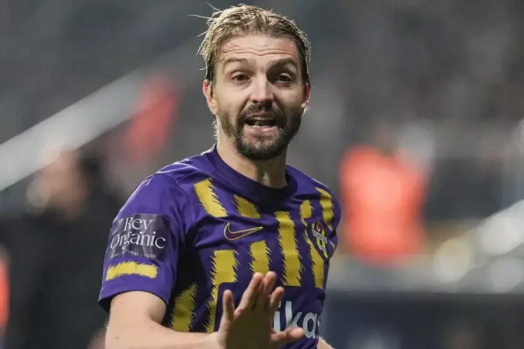 Süper Lig'de yılın transfer sürprizi! Yeni sol bek Caner Erkin