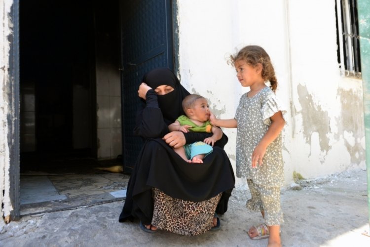 Evine molotofkokteyli atılan anne: Ateşin içine girip, bebeğimi çıkardım