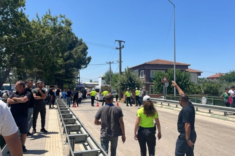 Bursa'da büyük yangın! Bölgeye giriş çıkışlar kapatıldı