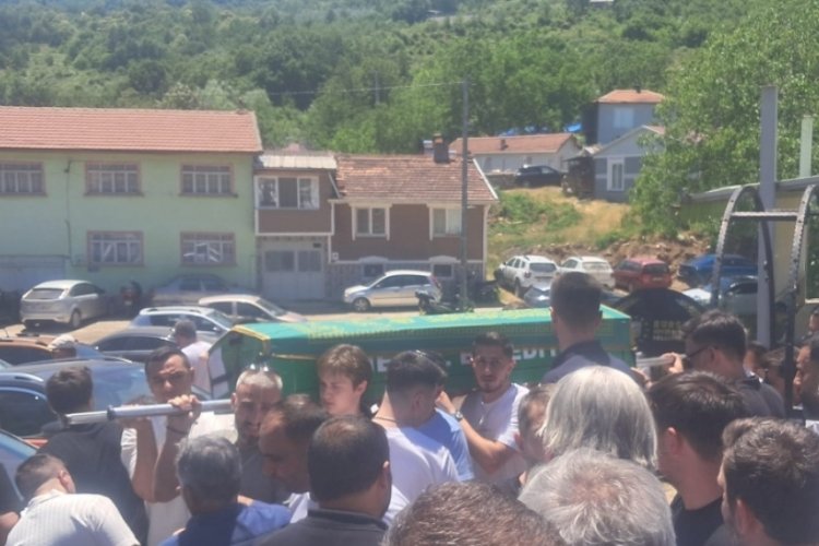 Bursa'da baraj gölünde bulunmuştu: Toprağa verildi...