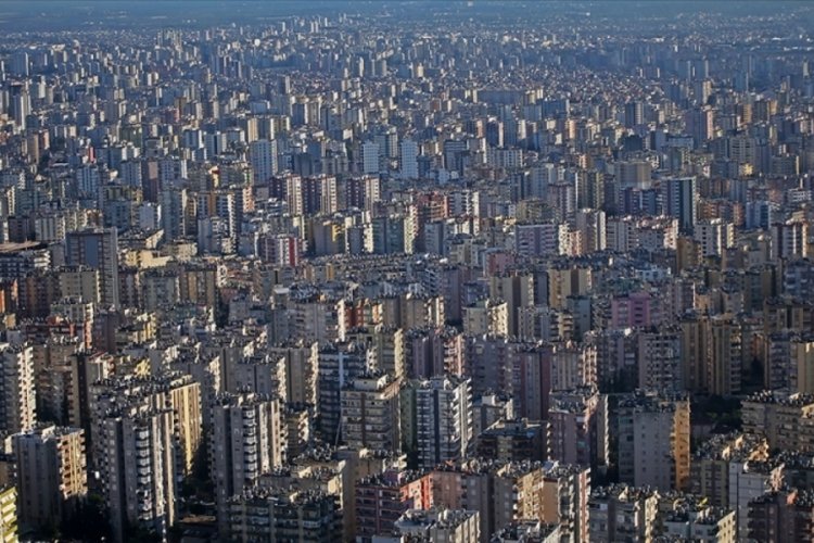 Bir şehir sessizce batıyor