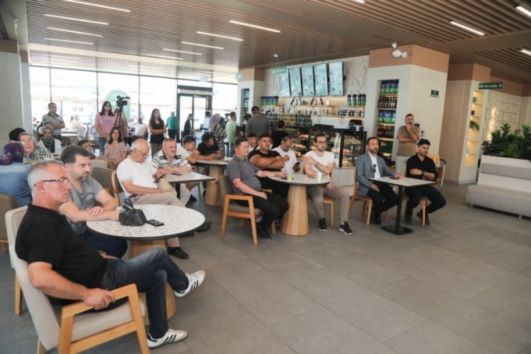 BTÜ'den toplumla bilimsel buluşma: Bilim Kafe'nin ilk etkinliği gerçekleşti