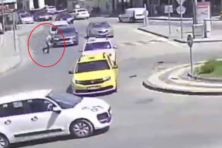 Bursa'da inanılmaz soğukkanlılık! Savruldu, yürüyüp gitti..