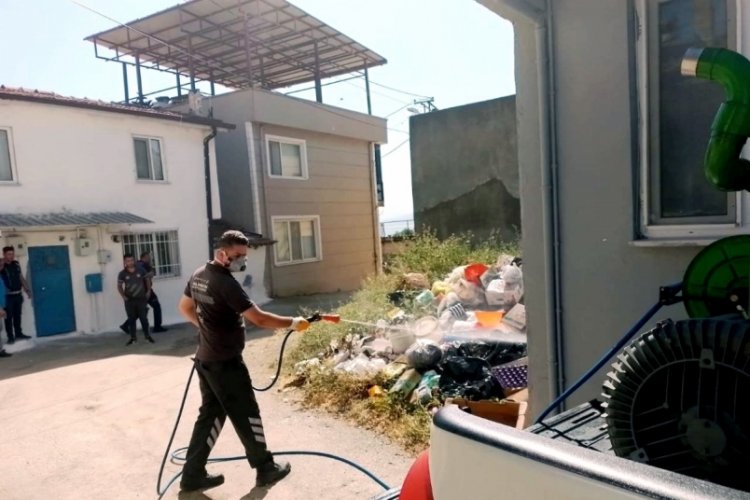 Bursa'da mahallelinin kabusu oldu! Canından bezdirdi...