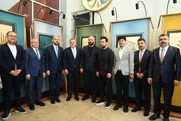 Bursa'da "Adil-i Mutlak" hat sergisi açıldı