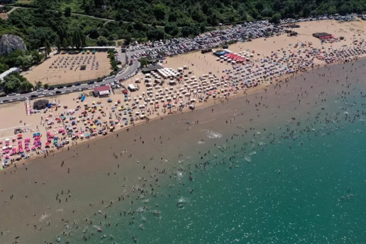 O ilçede denize girmek yasaklandı!