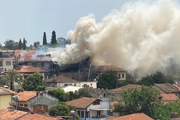 Vali Şahin'den yangın açıklaması