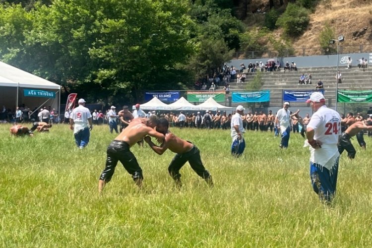 Bursa'da güreşler başladı!