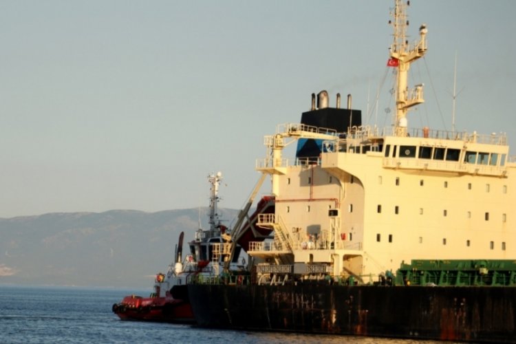 Karaya oturan gemi kurtarıldı