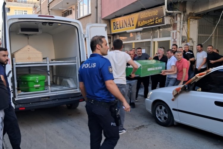 "Kanepeden düştü" ihbarıyla cinayeti gizlemek isteyen 3 şüpheli tutuklandı