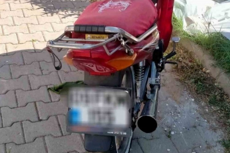 Sahte plakalı motosiklet sürücüsüne ağır ceza!