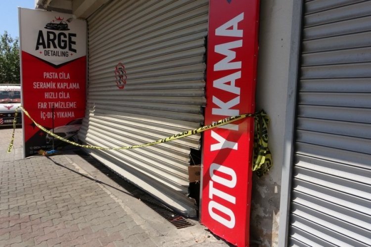 Oto yıkamacıda gizemli olay! 3 gencin cansız bedeni bulundu...