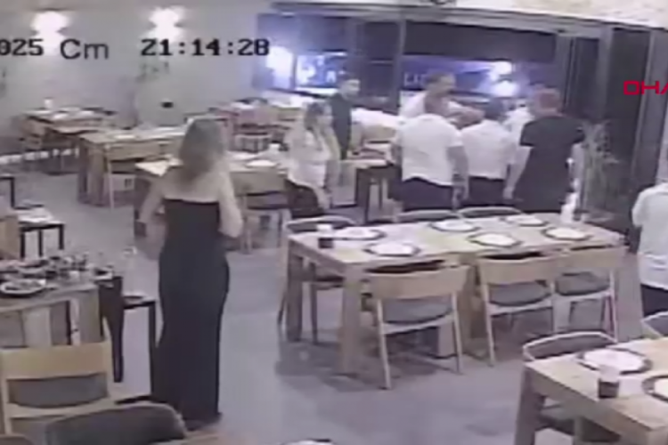 Müşterisini kurtaran işletmeci: İyi ki Heimlich eğitimini almışım
