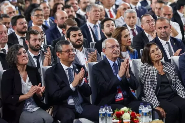 CHP kurultay davasında yeni karar! 
