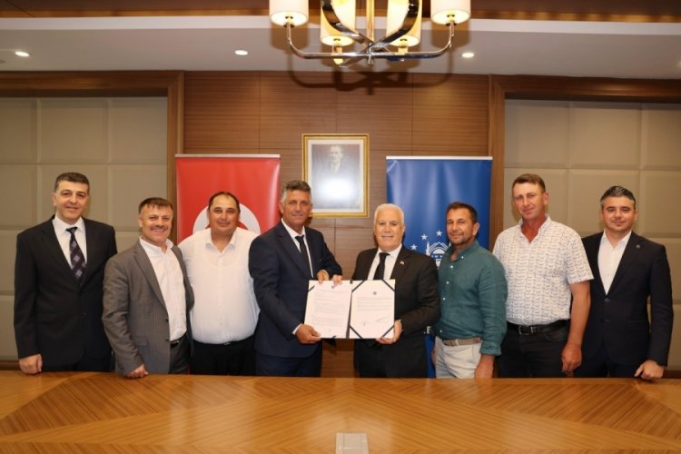 Büyükşehir'den Bursalı üreticiye ekipman desteği