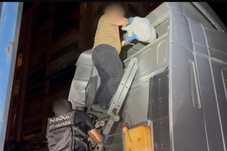 Uyuşturucu operasyonu! 43 kilo ele geçirildi