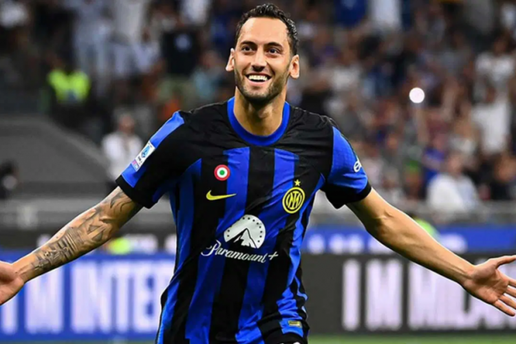 Çalhanoğlu'ndan Galatasaraylıları heyecanlandıran hikaye!