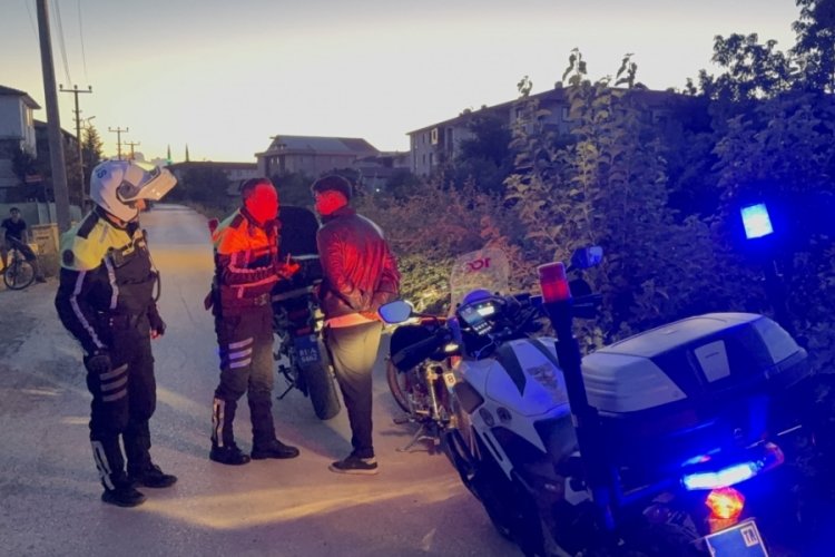 Polisten kaçan sürücüye: Kaçarsan sonuçlarına katlanırsın