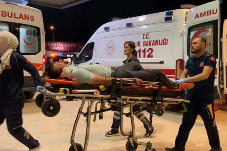 Bursa'da feci kaza! Motosikletten yola savruldu