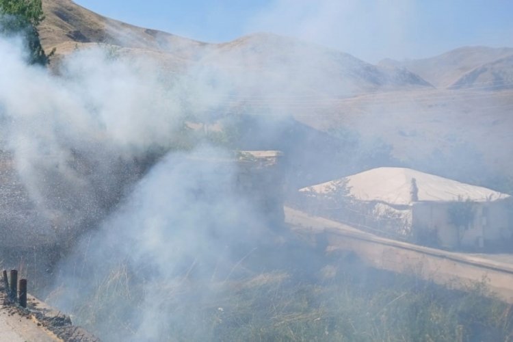 Hakkari'de 2 ayrı yangına müdahale edildi