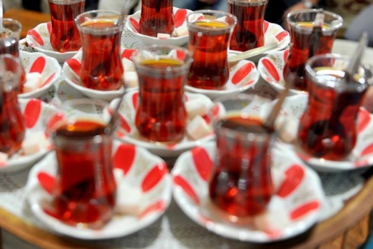 Ünlü Türk markası ifşa oldu! Çayın içine hile katmışlar...