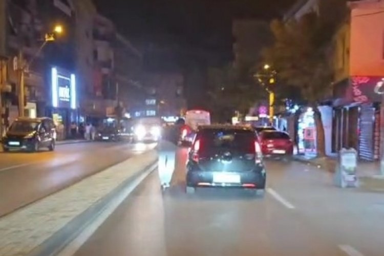 Bursa'da trafikte ilginç anlar! Böylesi görülmedi...