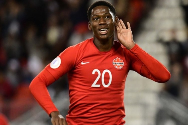 Jonathan David imzayı attı!