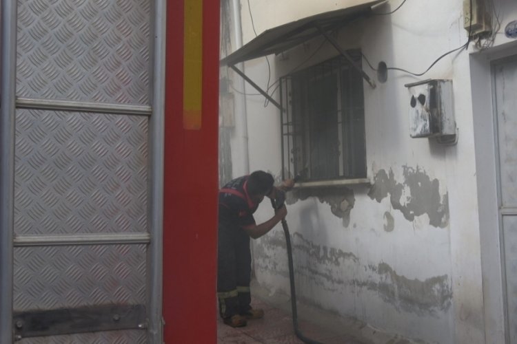 Kilis'te evde çıkan yangın kısa sürede söndürüldü