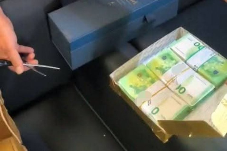 Manavgat Belediyesine yönelik operasyonda detaylar ortaya çıktı! Baklava kutusunda buldular...