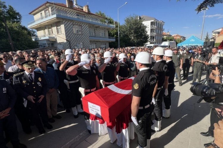 Orman yangınında şehit olan olan İbrahim Demir, Konya'da son yolculuğuna uğurlandı
