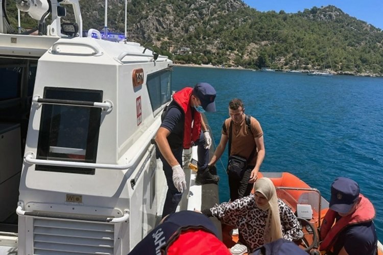 Marmaris'te karada 21 düzensiz göçmen yakalandı