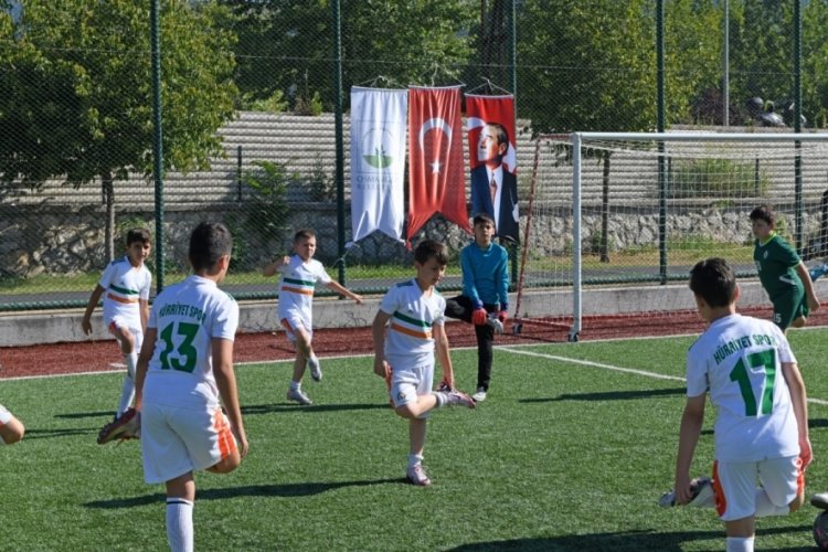 Geleceğin futbolcuları Osmangazi'de sahaya çıktı
