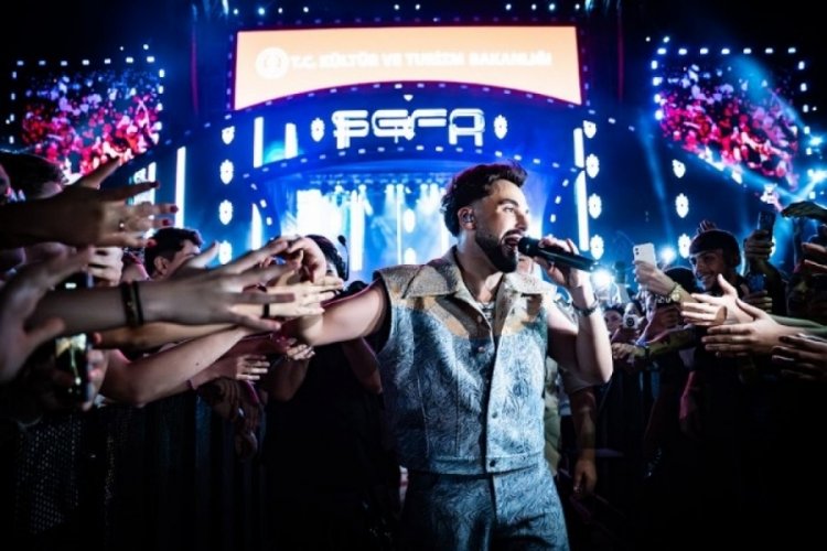 Sefo'dan Bursa'da unutulmaz gece