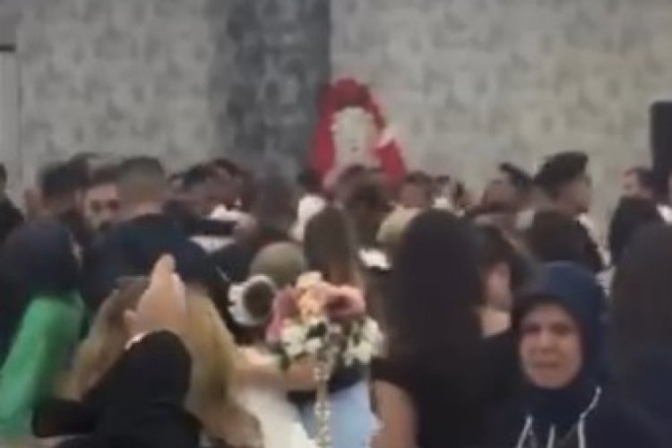Düğünde iki taraf arasında "oyun" kavgası!
