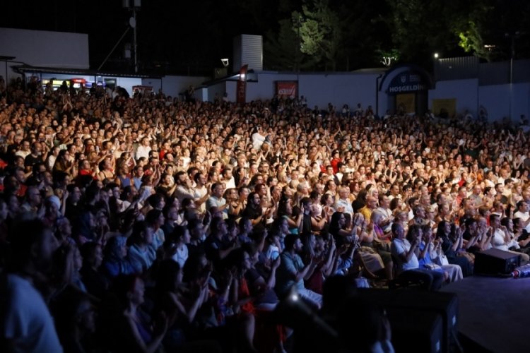 Bursa Festivali'nde Balkan rüzgârı