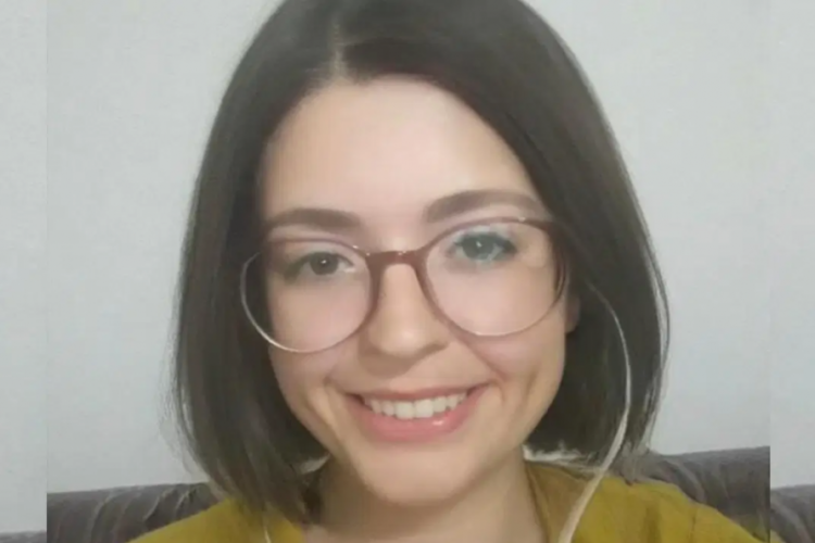 Genç kadın metrelerce yüksekten düşerek can verdi...